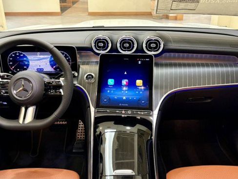 New 2026 Mercedes-Benz GLC 300 image 10