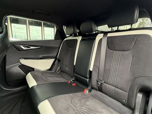 Used 2023 Kia EV6 GT-Line w/ GT-Line Suede Seat Package image 21