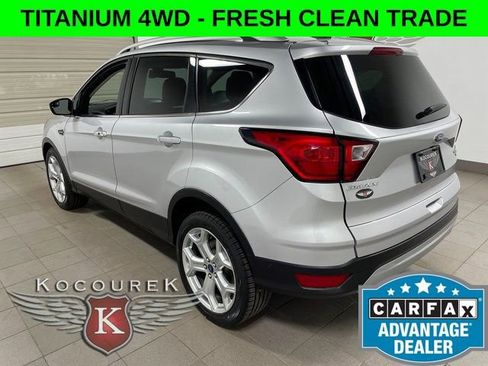 Used 2019 Ford Escape Titanium AWD/4WD image 4