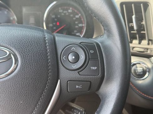 Used 2017 Toyota RAV4 SE FWD image 20