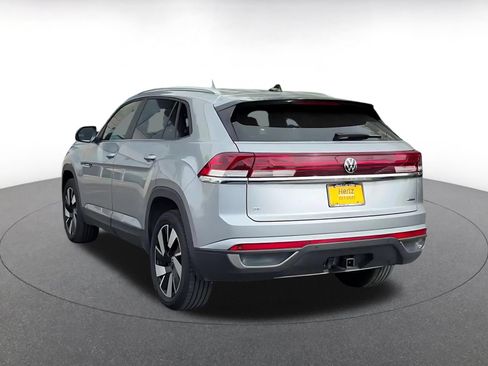 Used 2025 Volkswagen Atlas Cross Sport SE AWD/4WD image 11