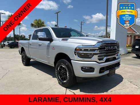 Used 2026 RAM 2500 Laramie AWD/4WD image 3