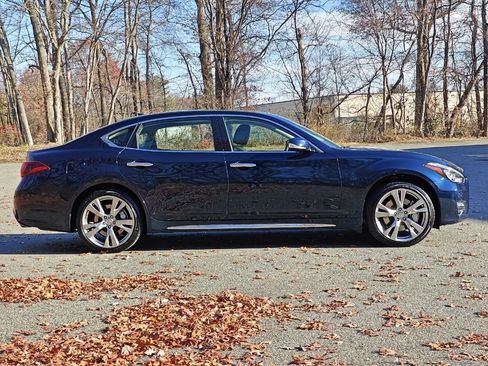 Used 2016 INFINITI Q70 L 3.7 w/ Deluxe Touring Package image 2