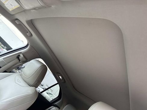 Used 2019 Cadillac XT4 Luxury image 44