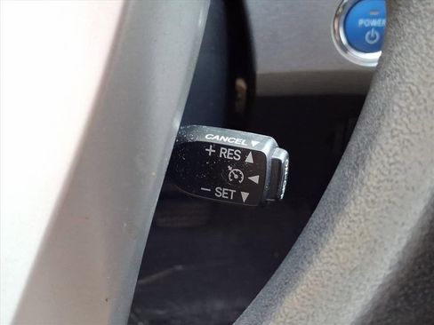 Used 2013 Toyota Prius Two image 21