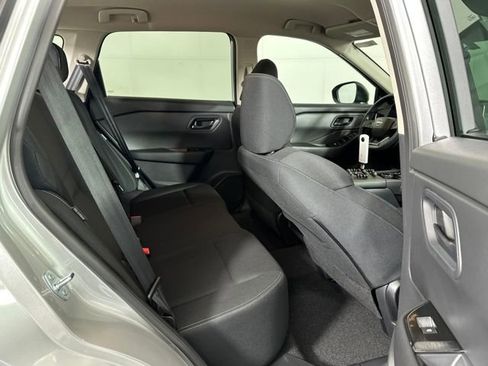 Certified 2025 Nissan Rogue S image 27