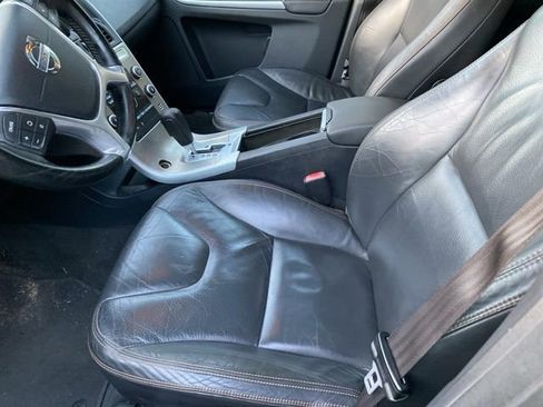 Used 2011 Volvo XC60 3.2 image 15