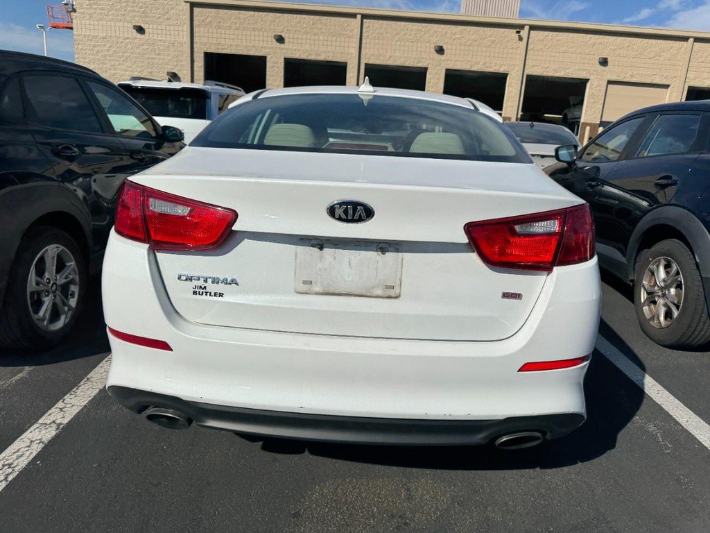 Used 2015 Kia Optima LX FWD image 3