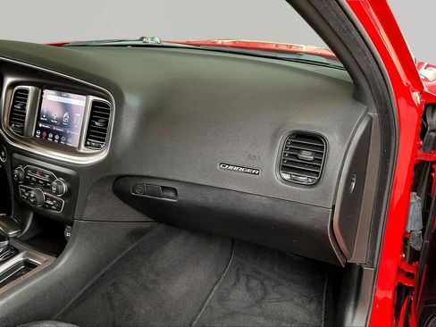 Used 2021 Dodge Charger SXT w/ Blacktop Package image 26