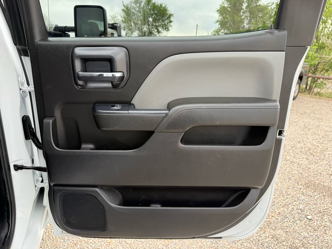 Used 2019 Chevrolet Silverado 2500 W/T w/ WT Convenience Package AWD/4WD image 17