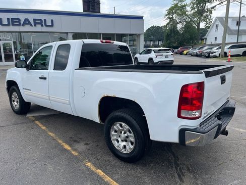 Used 2008 GMC Sierra 1500 SLE w/ Power Pack Plus RWD image 8