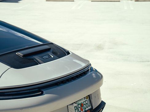 Used 2022 Porsche 911 GT3 RWD image 20