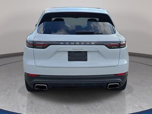 Used 2022 Porsche Cayenne w/ Premium Package AWD/4WD image 6