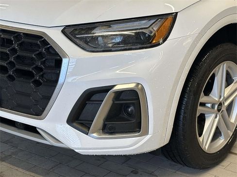 Used 2021 Audi Q5 e Premium Plus w/ Premium Plus Package image 8
