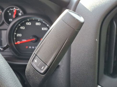 Used 2023 Chevrolet Silverado 1500 Custom image 15