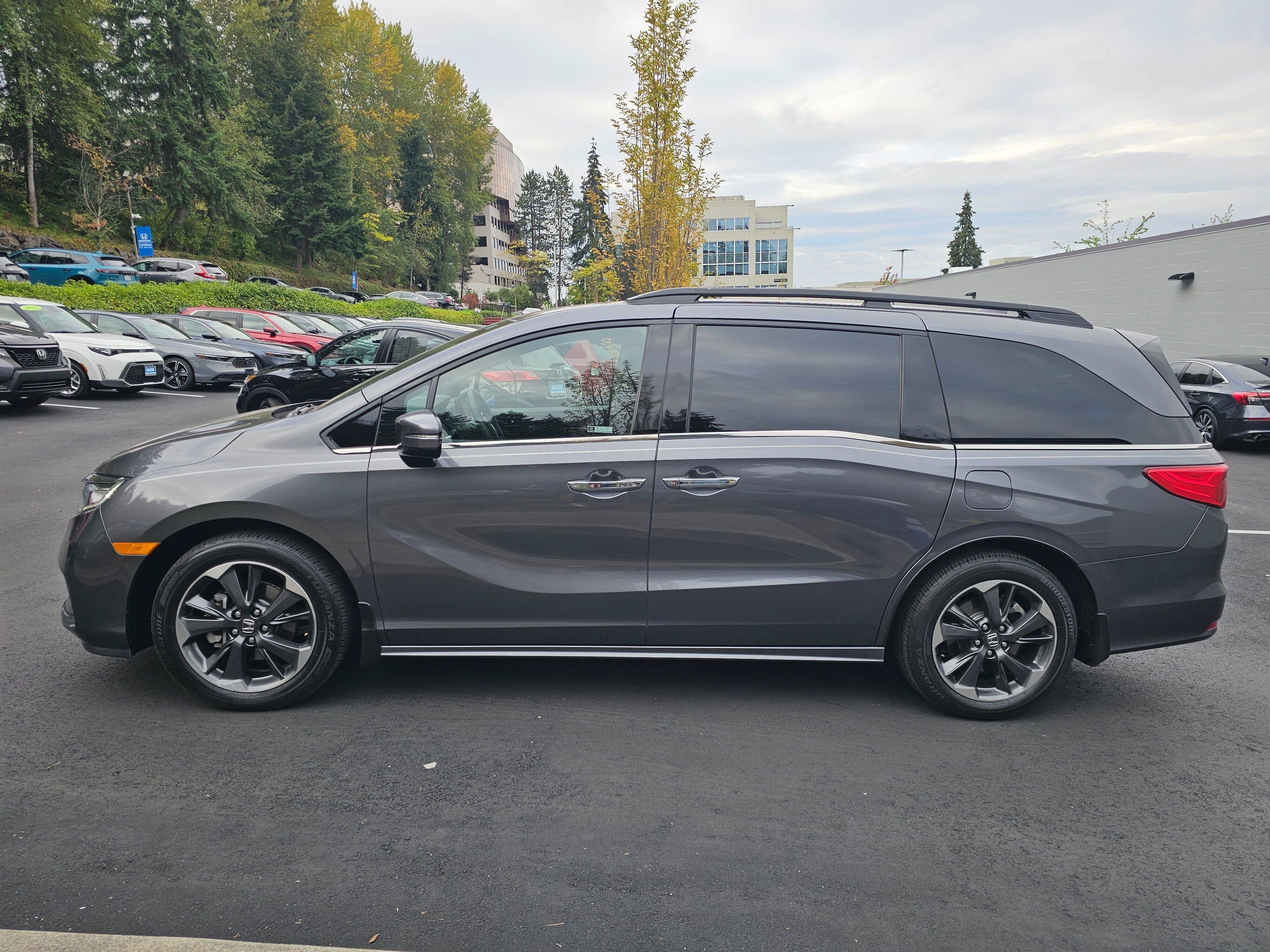 Certified 2023 Honda Odyssey Elite image 4