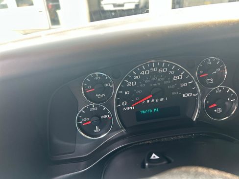 Used 2018 GMC Savana 2500 w/ Driver Convenience Package RWD image 20