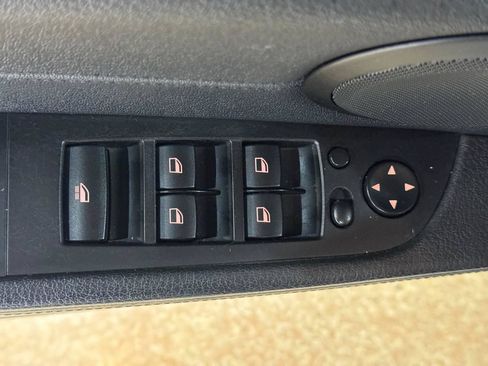 Used 2009 BMW Z4 sDrive35i RWD image 13