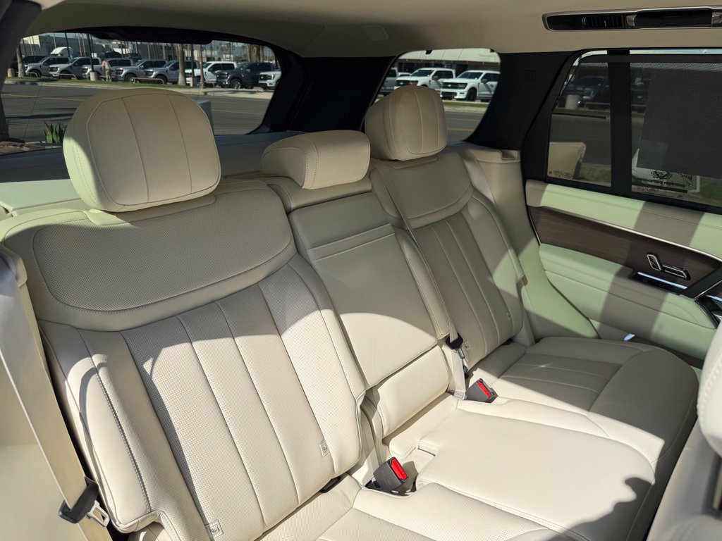 New 2026 Land Rover Range Rover SE AWD/4WD image 8