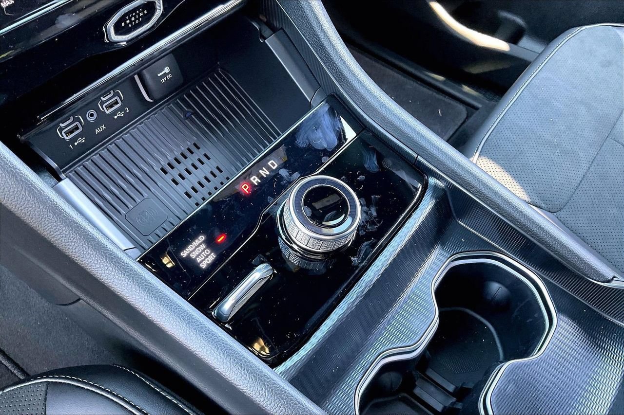 New 2026 Jeep Grand Cherokee Altitude AWD/4WD image 26