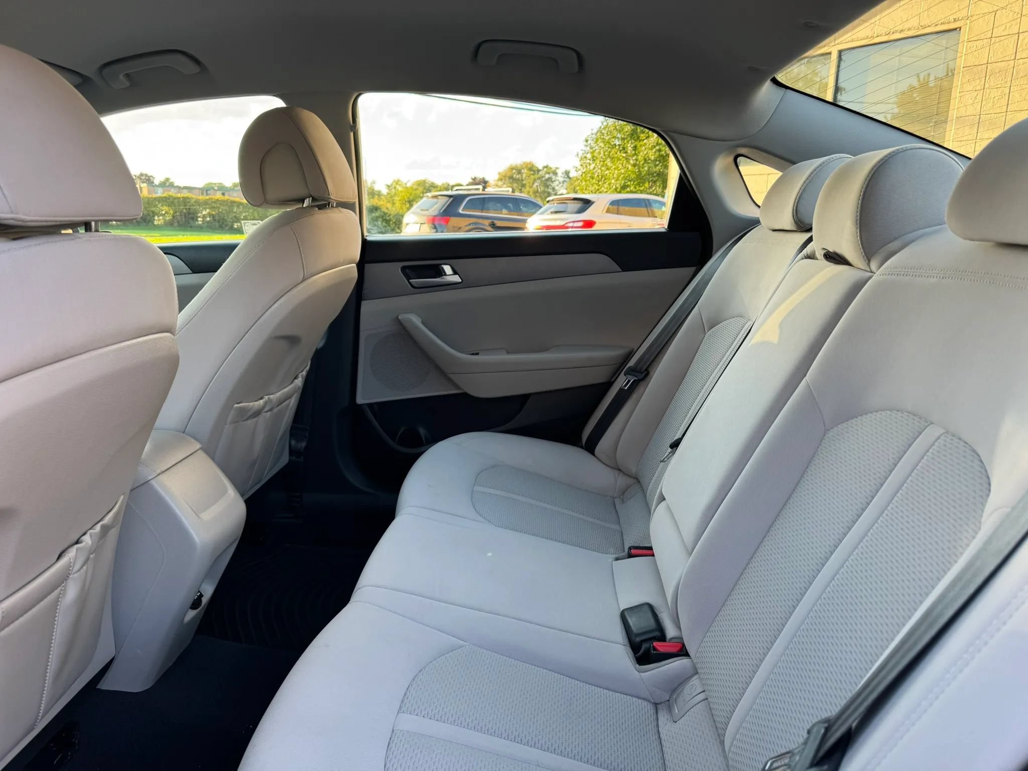 Used 2017 Hyundai Sonata SE w/ Winter Weather Package FWD image 32