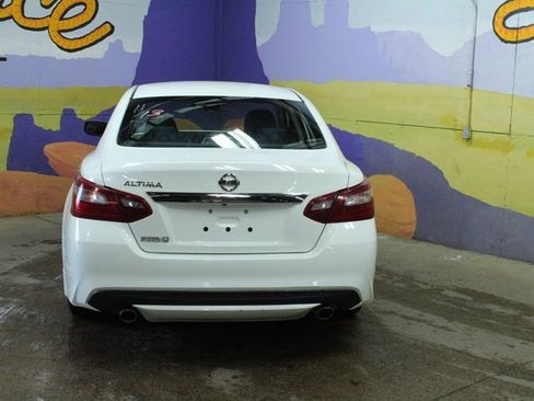 Used 2018 Nissan Altima 2.5 S image 7