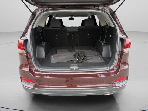 Used 2019 Kia Sorento FWD image 10