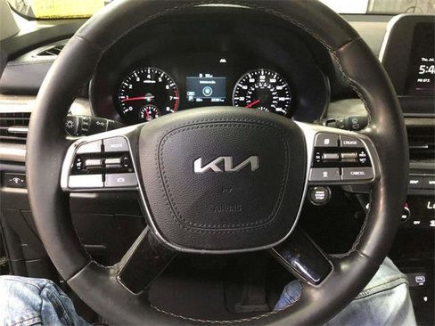 Used 2022 Kia Telluride EX w/ Towing Package image 22