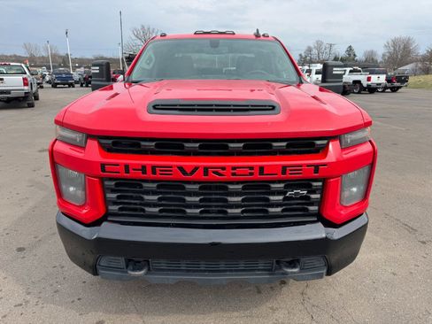 Used 2020 Chevrolet Silverado 2500 Custom w/ Custom Value Package image 8