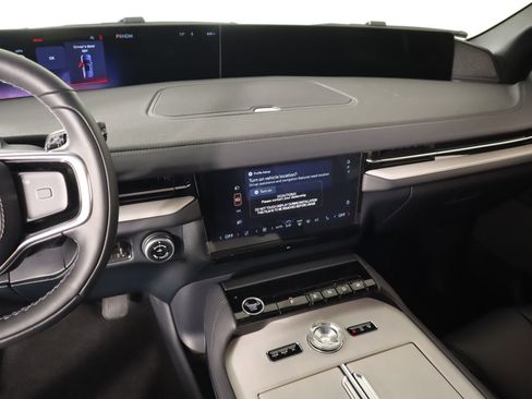 New 2026 Lincoln Navigator Reserve image 5