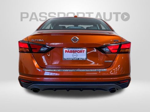 Used 2022 Nissan Altima 2.0 SR image 6
