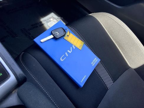 Used 2019 Honda Civic LX image 13