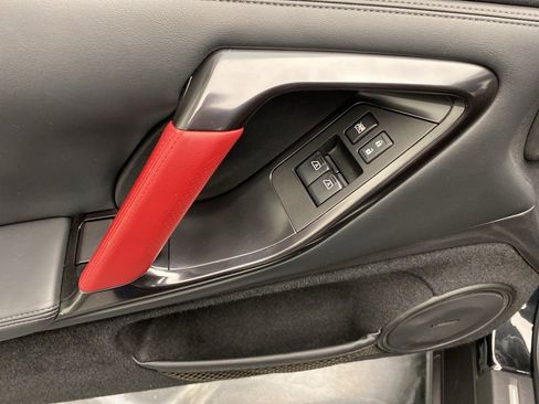 Used 2013 Nissan GT-R Black Edition image 11