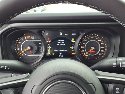 New 2026 Jeep Gladiator Mojave AWD/4WD image 13