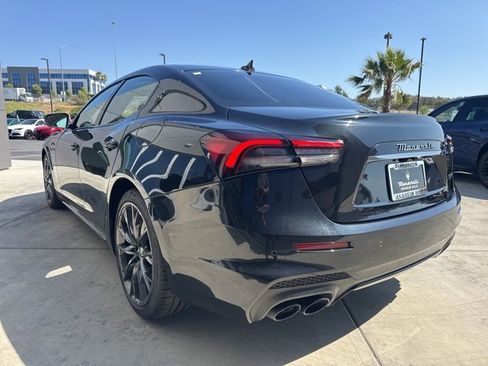 Certified 2022 Maserati Ghibli Modena image 6