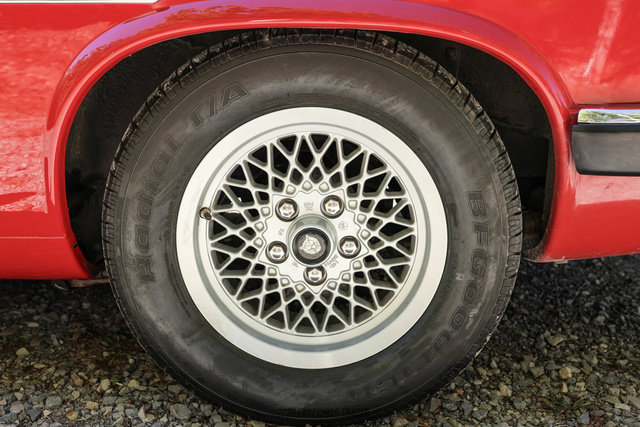 Used 1990 Jaguar XJS V12 Convertible RWD image 97