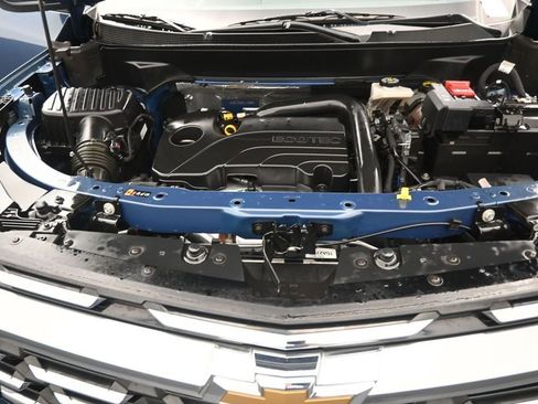 Used 2025 Chevrolet Equinox LT FWD image 17