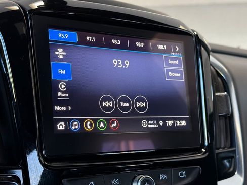 Used 2023 Chevrolet Traverse Premier w/ Redline Edition FWD image 21