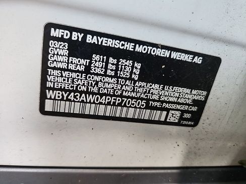 Used 2023 BMW i4 eDrive35 RWD image 8