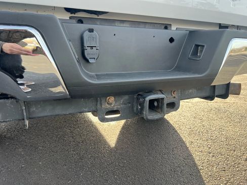 Used 2017 Ford F350 XLT image 10