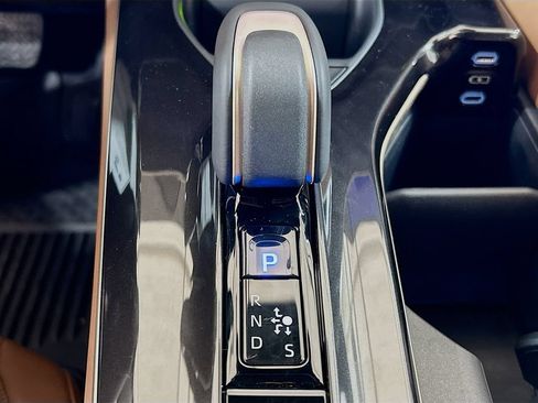 New 2026 Toyota Crown Signia AWD/4WD image 15