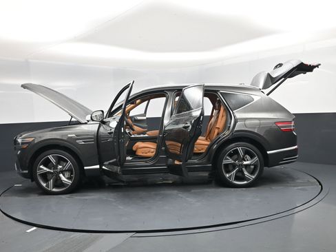 Used 2025 Genesis GV80 3.5T Prestige image 20