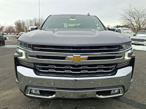Used 2022 Chevrolet Silverado 1500 LTZ w/ LTZ Premium Package image 2