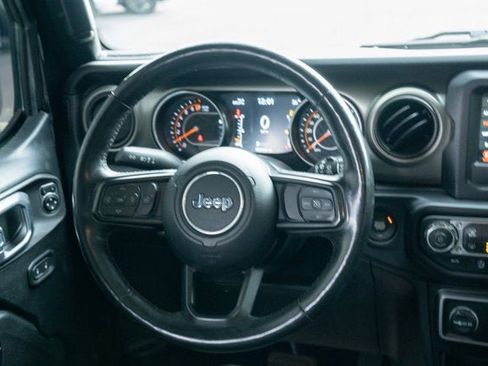 Used 2021 Jeep Wrangler Unlimited Sport image 30