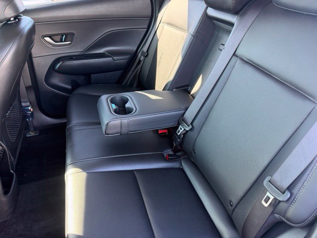 Used 2024 Hyundai Kona Limited AWD/4WD image 34