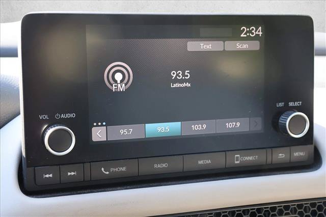 Used 2023 Honda HR-V LX image 17