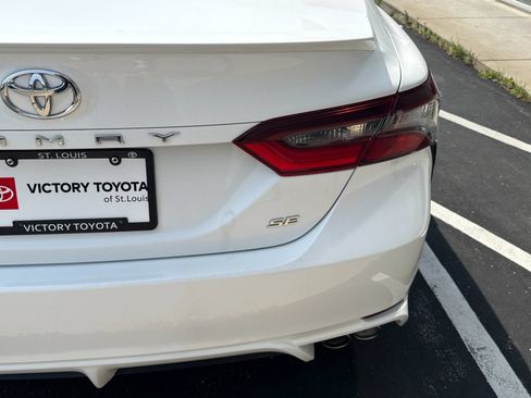 Used 2023 Toyota Camry SE FWD image 23