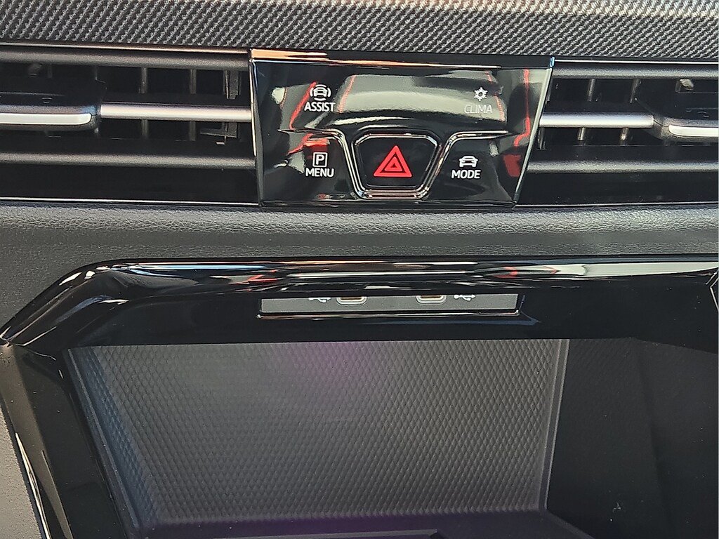 New 2026 Volkswagen GTI SE FWD image 20