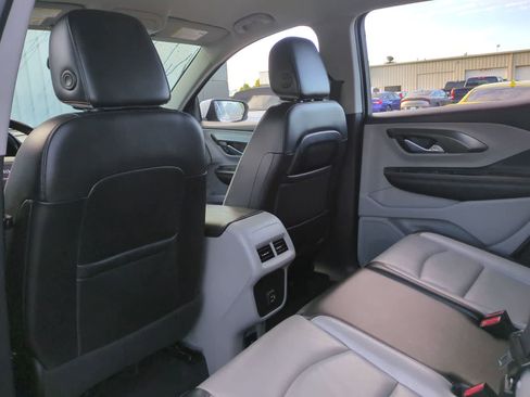 Used 2021 GMC Terrain SLT image 18