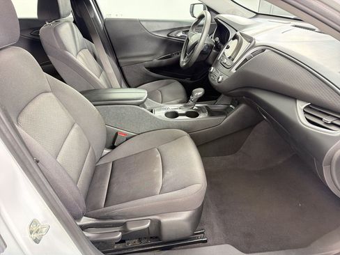 Used 2023 Chevrolet Malibu LT FWD image 29